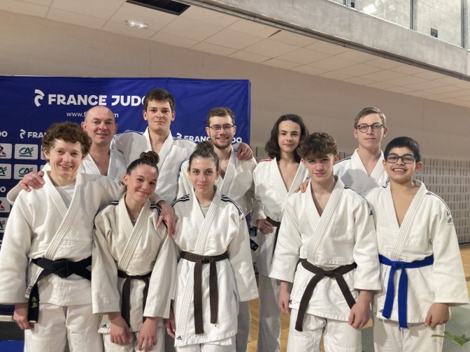 Image de l'actu 'Championnat de France Kata à Reims et Passage de grade à Besançon'
