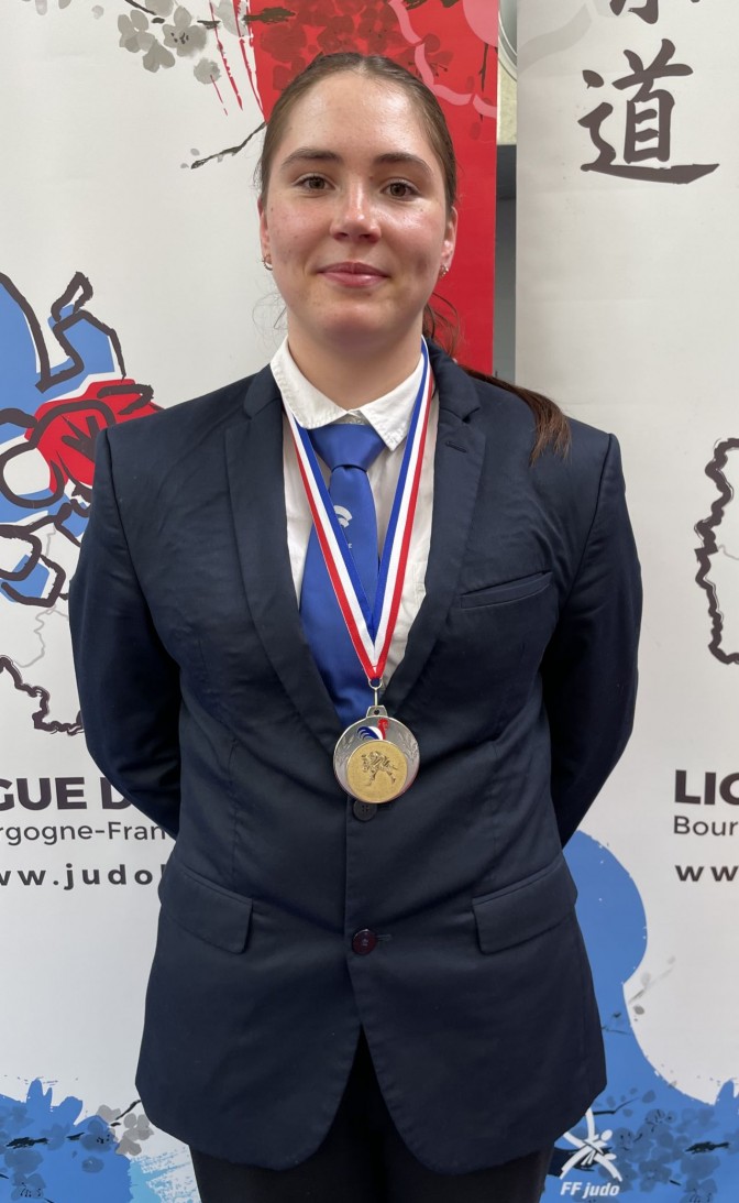 Image de l'actu 'Myriam RAVIER 2ème à la coupe du jeune arbitre junior'