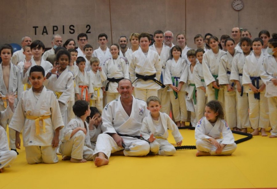 Remise de la ceinture noire 5ème Dan à Sandrine PIET